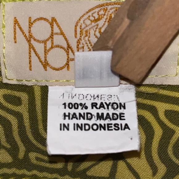 NoaNoa blouse, Green and Light Green, Size Small - Picture 6 of 6